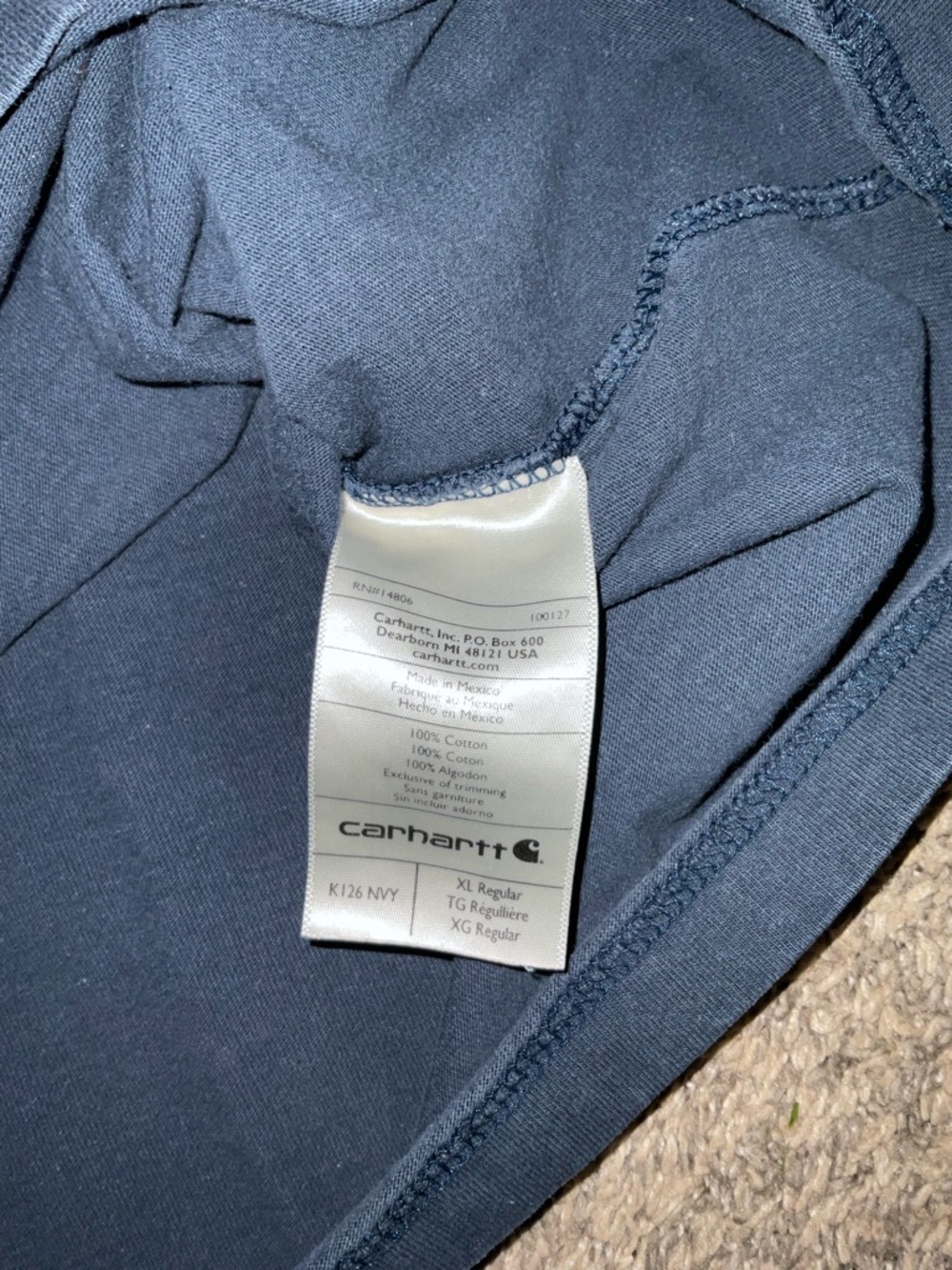 Carhartt Men’s Classic Long-Sleeve Pocket Crew in Washed Out Navy XL - Picture 4 of 6